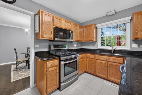 Tiny photo for 16624 Winding Creek Road, Plainfield, IL 60586 (MLS # 12744962)