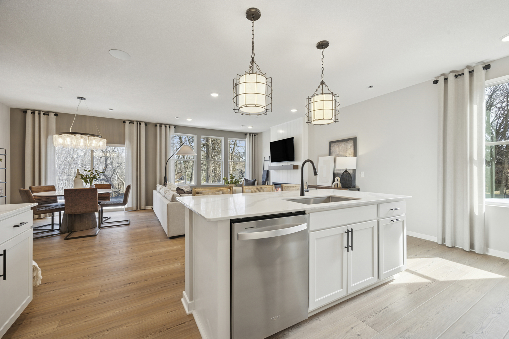 2185 Ryegrass Lane 70004