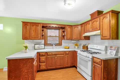 Tiny photo for 6135 W 63rd Place, Chicago, IL 60638 (MLS # 12524699)