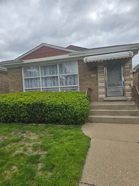 2615 N Menard Avenue Chicago IL 60639