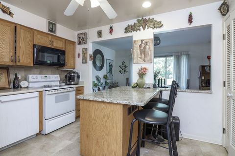Tiny photo for 301 Lake Hinsdale Drive #106, Willowbrook, IL 60527 (MLS # 12521733)