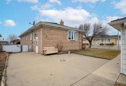 Tiny photo for 4453 N Overhill Avenue, Norridge, IL 60706 (MLS # 12578495)