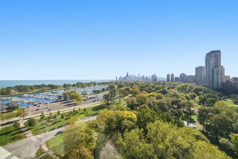 Tiny photo for 2800 N Lake Shore Drive #1512, Chicago, IL 60657 (MLS # 12794947)