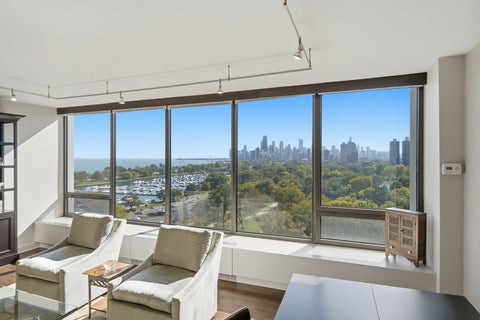 Tiny photo for 2800 N Lake Shore Drive #1512, Chicago, IL 60657 (MLS # 12794947)