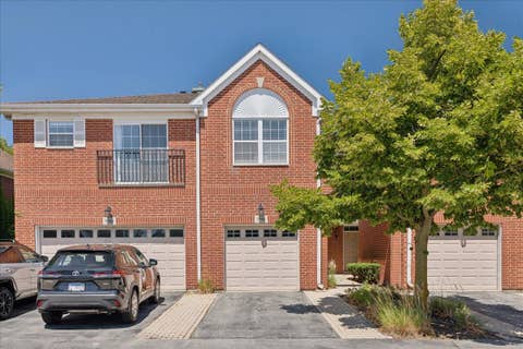 Photo of 1116 Kensington Drive #21-A1, Northbrook, IL 60062 (MLS # 12734848)