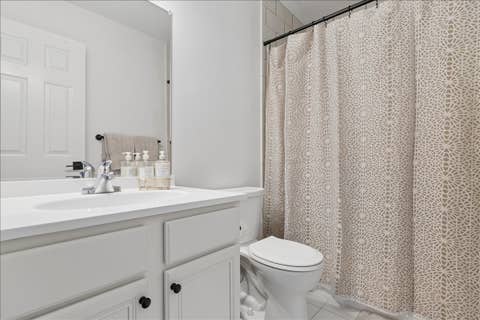 Tiny photo for 1116 Kensington Drive #21-A1, Northbrook, IL 60062 (MLS # 12734848)