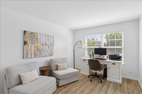 Tiny photo for 1116 Kensington Drive #21-A1, Northbrook, IL 60062 (MLS # 12734848)