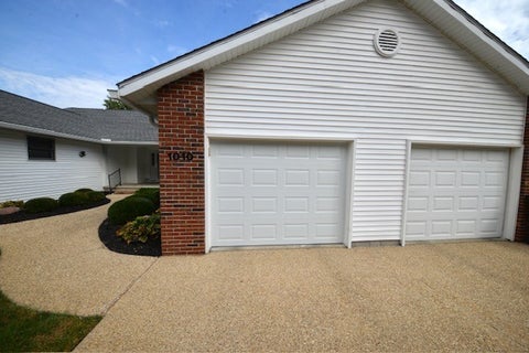 Tiny photo for 1010 Mulligan Drive #1010, Mt Vernon, IL 62864 (MLS # 12765078)
