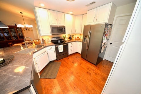 Tiny photo for 1010 Mulligan Drive #1010, Mt Vernon, IL 62864 (MLS # 12765078)