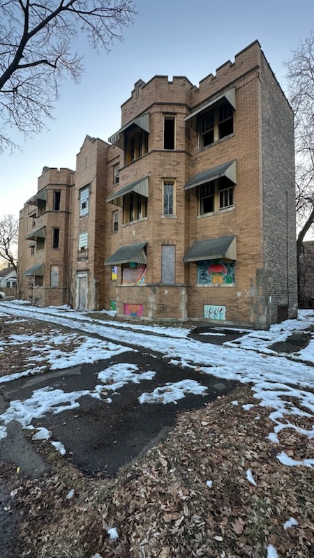 1836 W Marquette Road