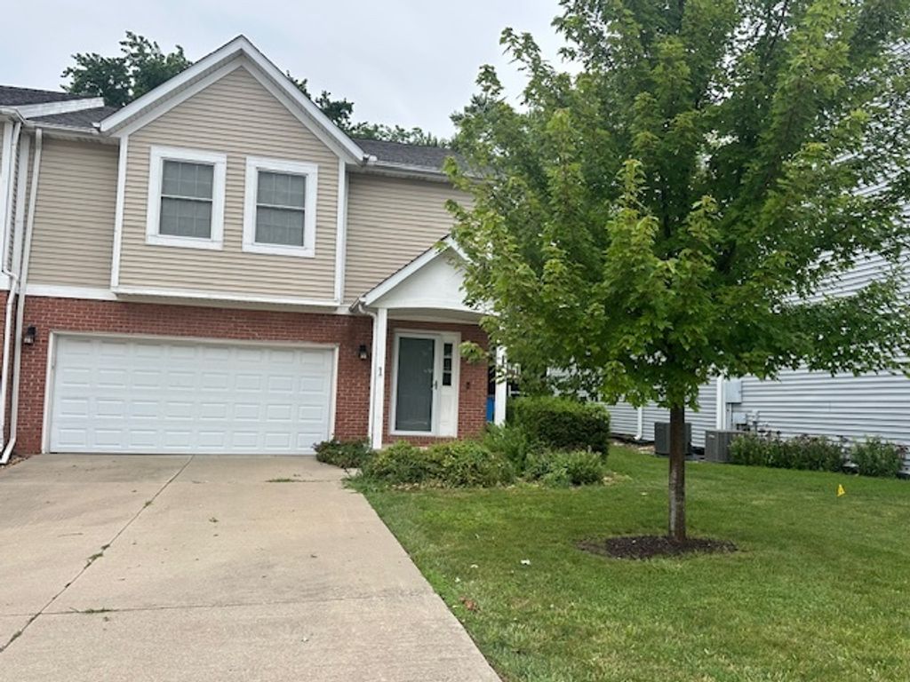 Photo for 311 S Towanda Avenue #1, Normal, IL 61761 (MLS # 12424145)