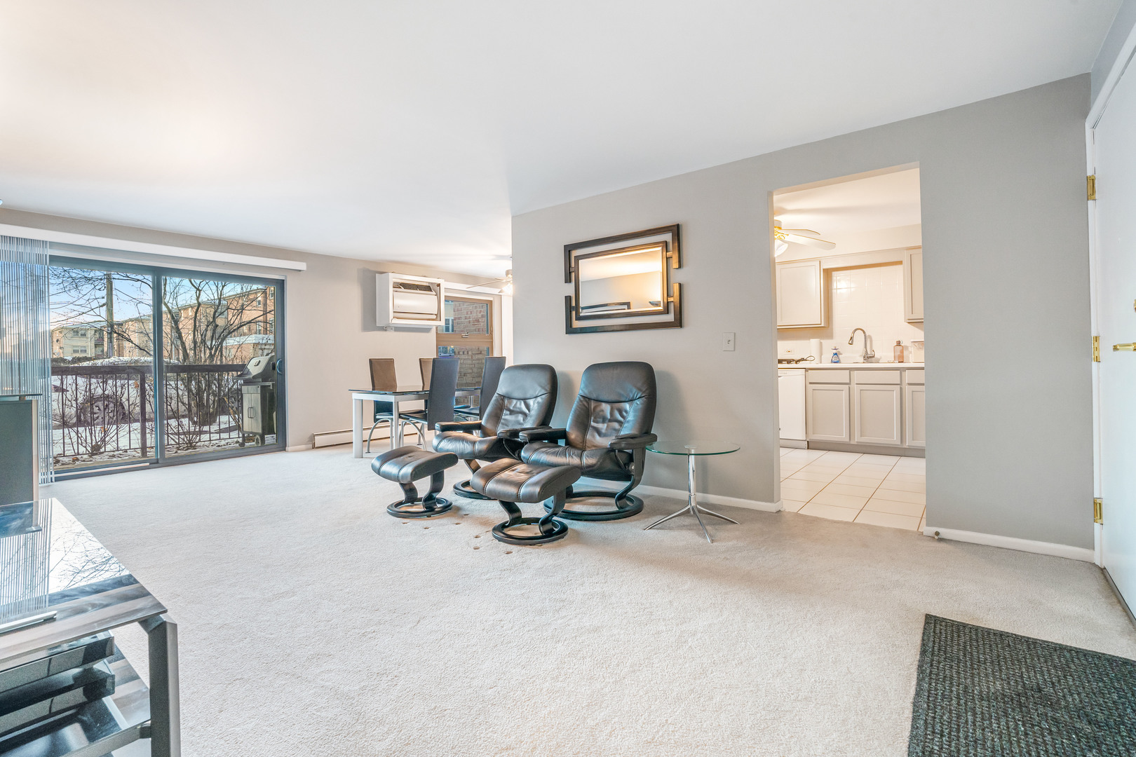 5511 N Chester Avenue 26