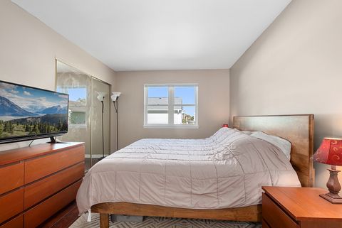 Tiny photo for 8 Warwick Court, Streamwood, IL 60107 (MLS # 12499555)