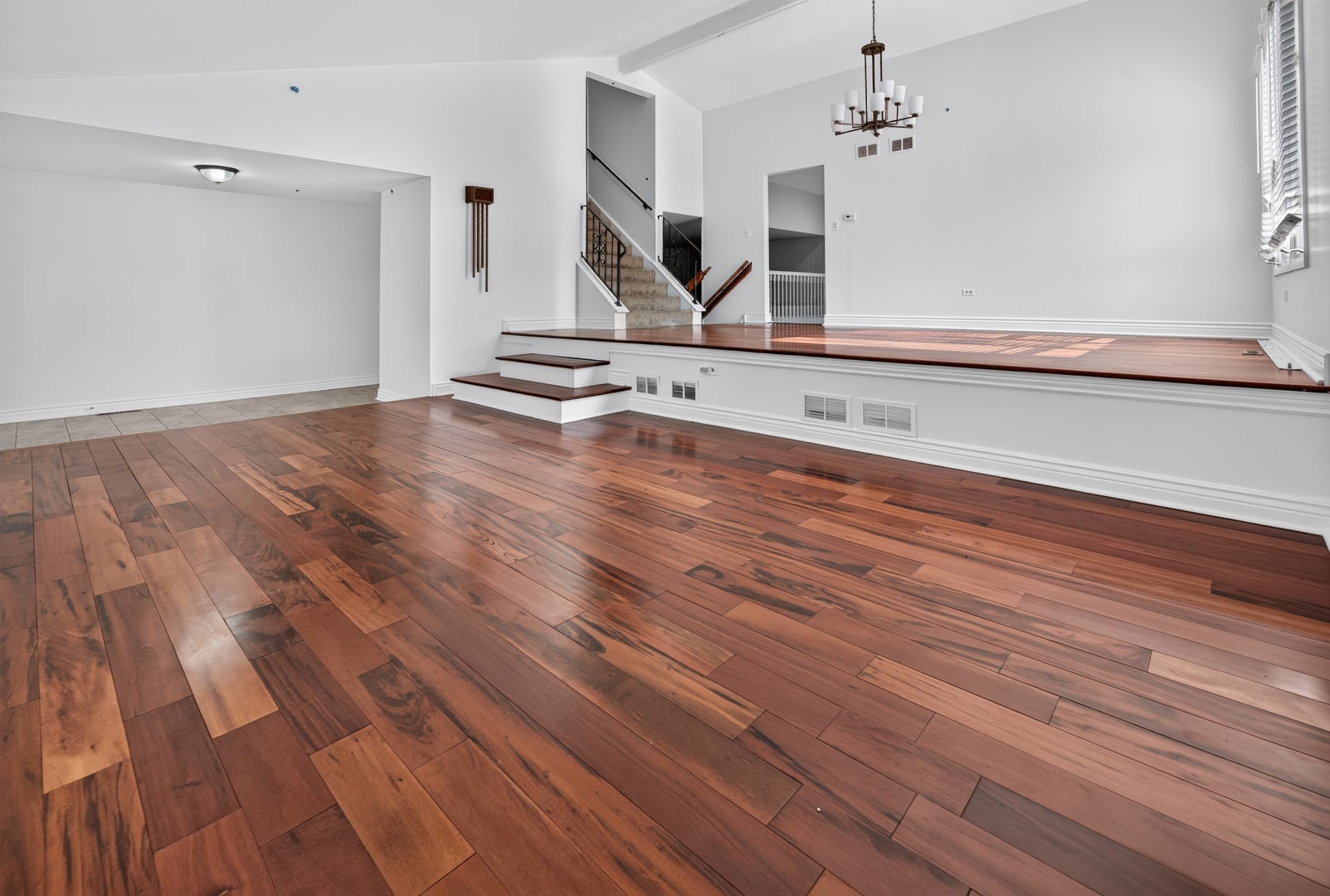 16W707 90th Street