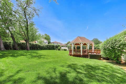 Tiny photo for 611 W Whiting Lane, Arlington Heights, IL 60004 (MLS # 12696680)