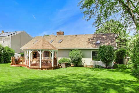 Tiny photo for 611 W Whiting Lane, Arlington Heights, IL 60004 (MLS # 12696680)