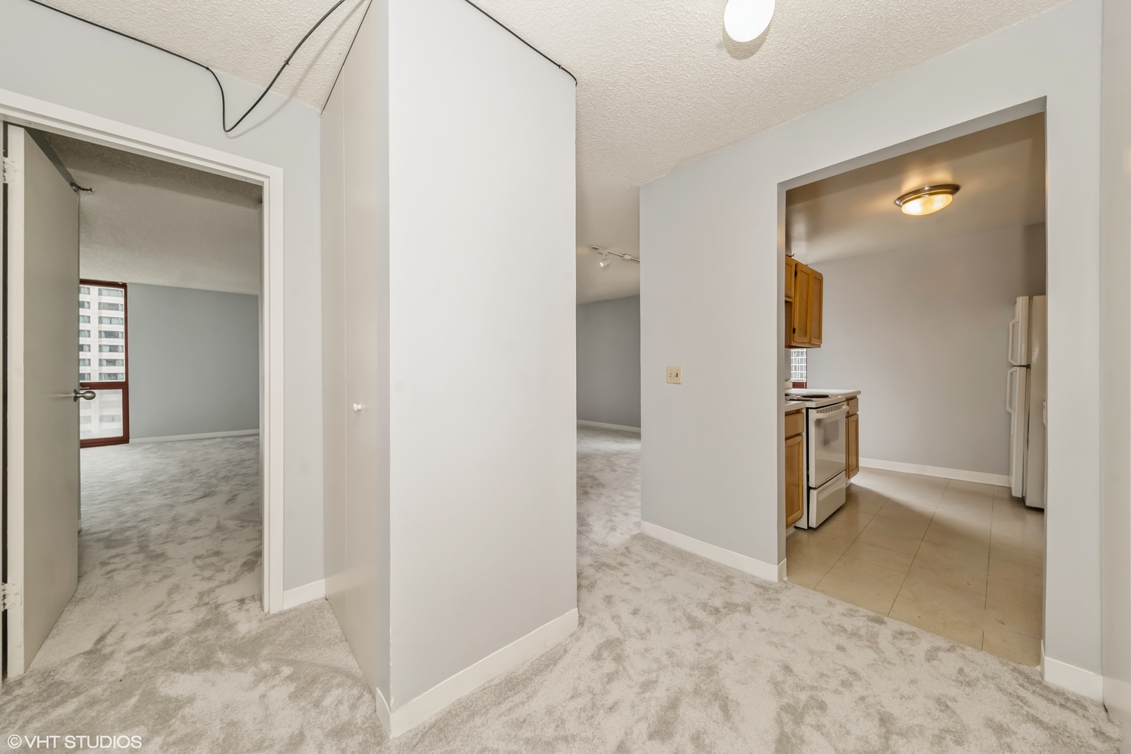 200 N Dearborn Street 1803
