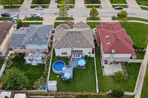 Tiny photo for 10745 LOCKWOOD Avenue, Oak Lawn, IL 60453 (MLS # 12623739)