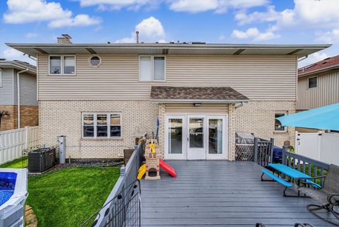 Tiny photo for 10745 LOCKWOOD Avenue, Oak Lawn, IL 60453 (MLS # 12623739)