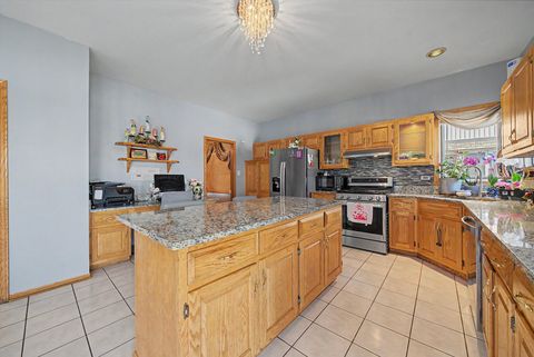 Tiny photo for 10745 LOCKWOOD Avenue, Oak Lawn, IL 60453 (MLS # 12623739)