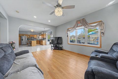 Tiny photo for 10745 LOCKWOOD Avenue, Oak Lawn, IL 60453 (MLS # 12623739)