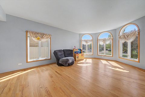 Tiny photo for 10745 LOCKWOOD Avenue, Oak Lawn, IL 60453 (MLS # 12623739)