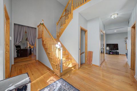 Tiny photo for 10745 LOCKWOOD Avenue, Oak Lawn, IL 60453 (MLS # 12623739)