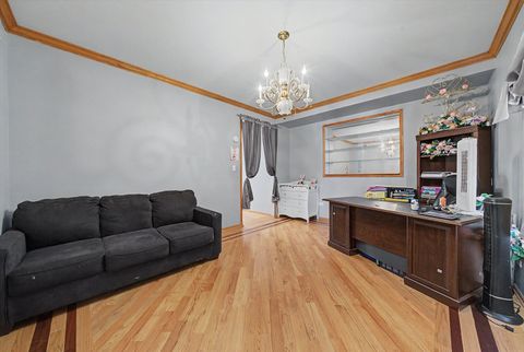 Tiny photo for 10745 LOCKWOOD Avenue, Oak Lawn, IL 60453 (MLS # 12623739)