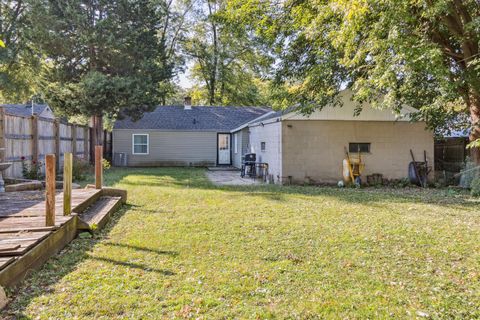Tiny photo for 2419 Grape Street, Joliet, IL 60435 (MLS # 12474137)