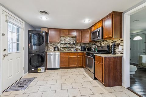 Tiny photo for 2419 Grape Street, Joliet, IL 60435 (MLS # 12474137)