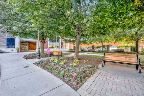 Tiny photo for 1717 S Prairie Avenue #608, Chicago, IL 60616 (MLS # 12567027)