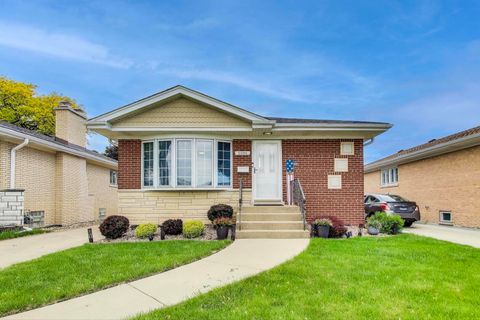 Photo of 5004 N Knight Avenue, Norridge, IL 60706 (MLS # 12576618)