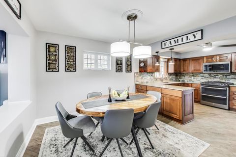 Tiny photo for 5004 N Knight Avenue, Norridge, IL 60706 (MLS # 12576618)