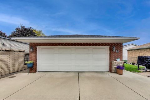 Tiny photo for 5004 N Knight Avenue, Norridge, IL 60706 (MLS # 12576618)