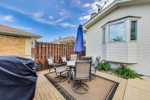 Tiny photo for 5004 N Knight Avenue, Norridge, IL 60706 (MLS # 12576618)