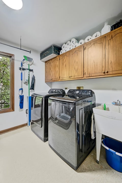 Tiny photo for 1128 Foxtail Court #1128, Darien, IL 60561 (MLS # 12769582)