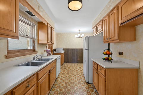 Tiny photo for 10042 Lamon Avenue, Skokie, IL 60077 (MLS # 12729466)