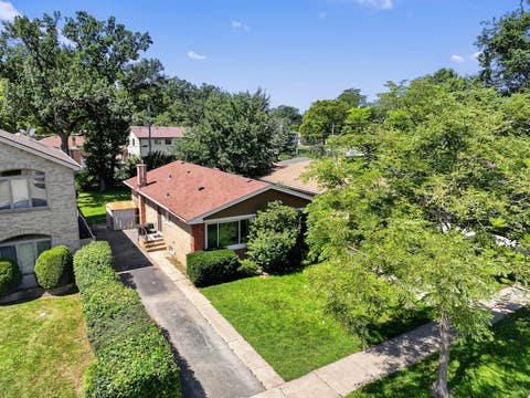 Tiny photo for 10042 Lamon Avenue, Skokie, IL 60077 (MLS # 12729466)