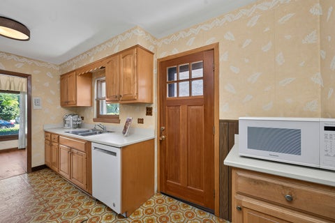 Tiny photo for 10042 Lamon Avenue, Skokie, IL 60077 (MLS # 12729466)