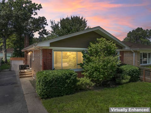 Tiny photo for 10042 Lamon Avenue, Skokie, IL 60077 (MLS # 12729466)