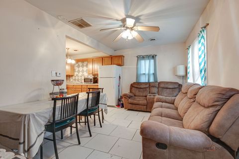 Tiny photo for 325 Fairlawn Drive, Round Lake Park, IL 60073 (MLS # 12525204)