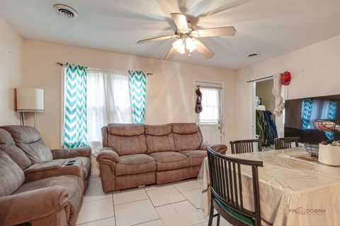 Tiny photo for 325 Fairlawn Drive, Round Lake Park, IL 60073 (MLS # 12525204)