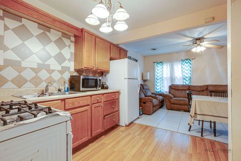 Tiny photo for 325 Fairlawn Drive, Round Lake Park, IL 60073 (MLS # 12525204)