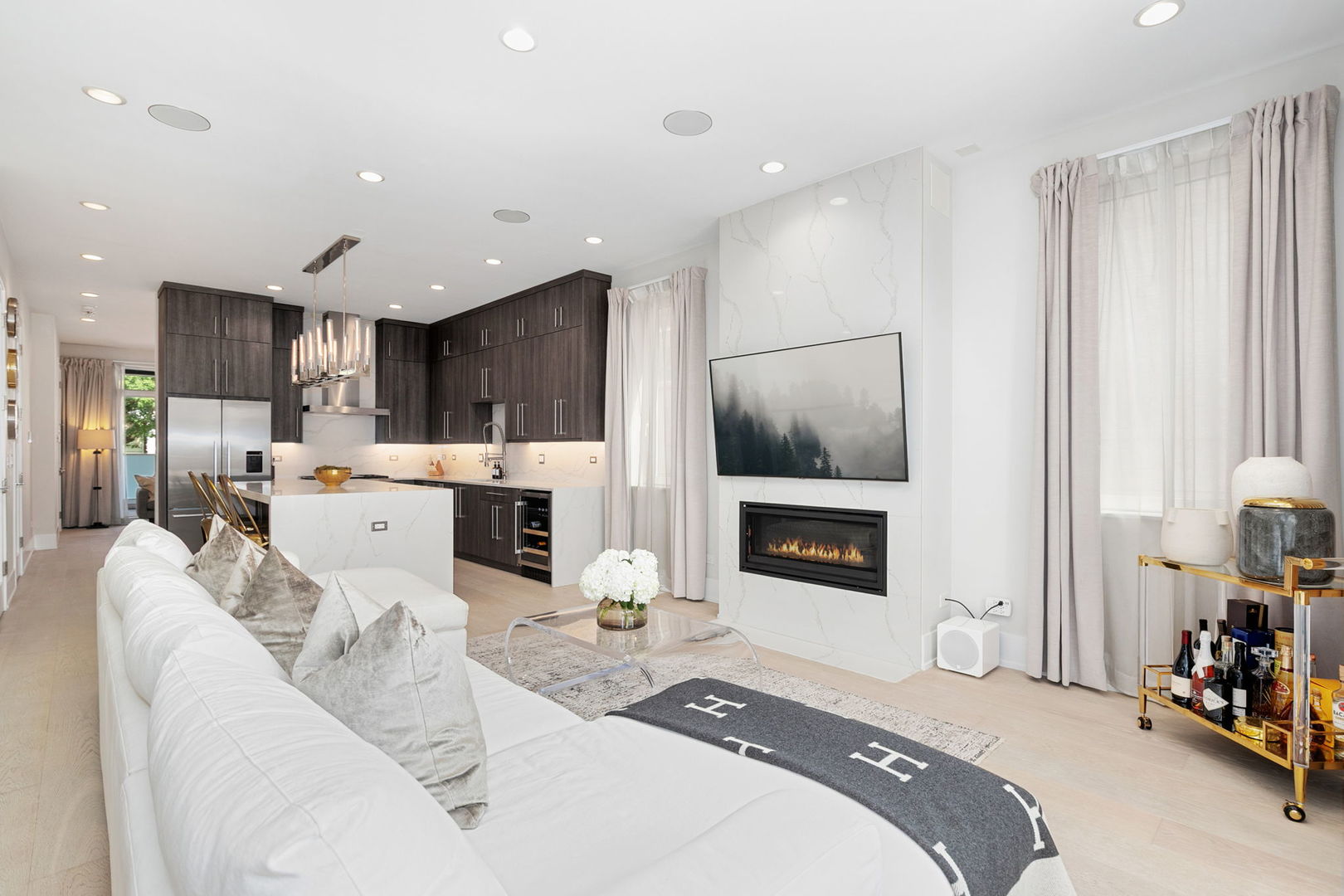 1848 N California Avenue 1