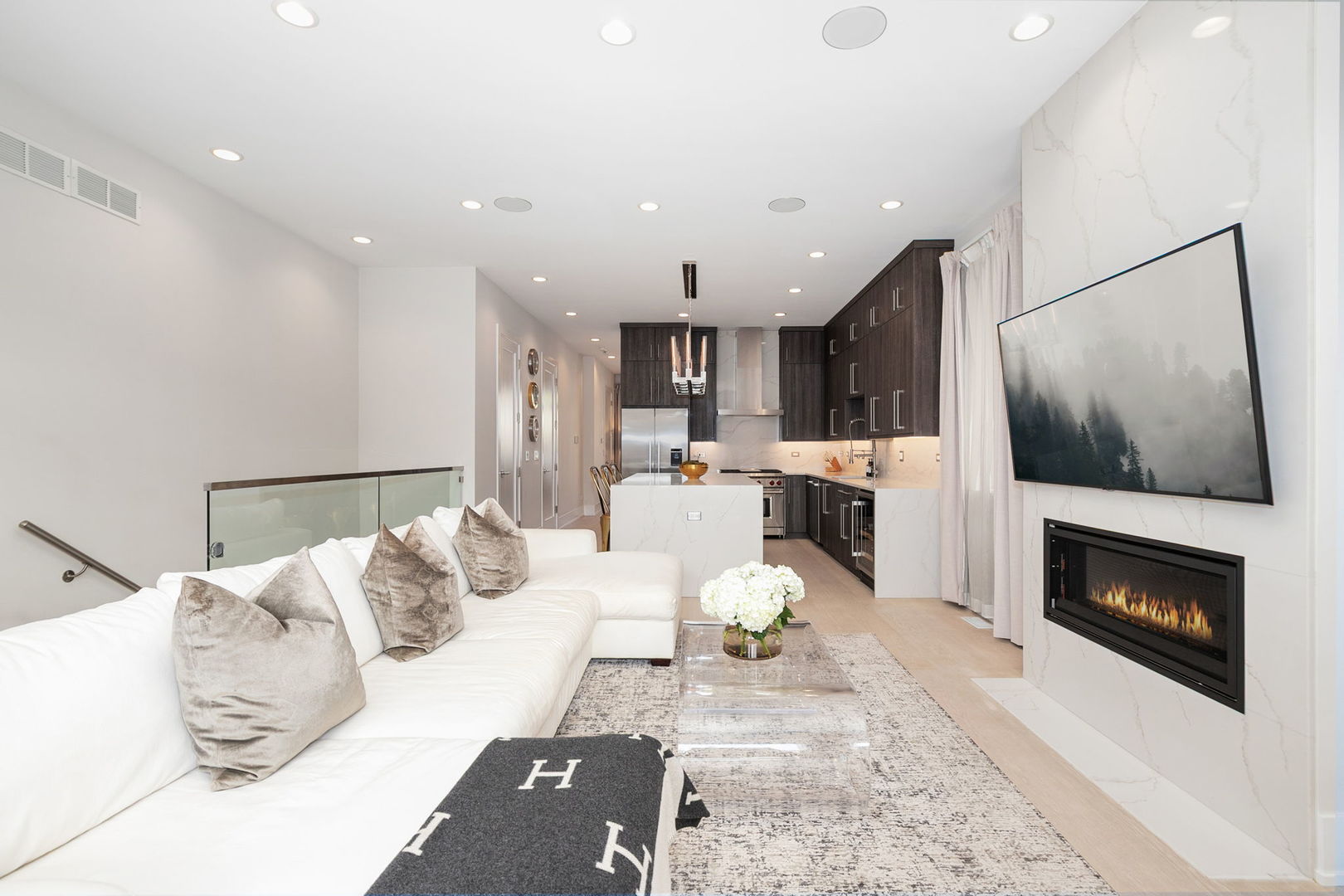 1848 N California Avenue 1