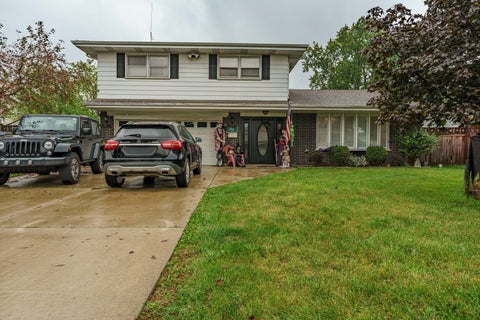 Photo of 3N458 Patricia Lane, Elmhurst, IL 60126 (MLS # 12777194)