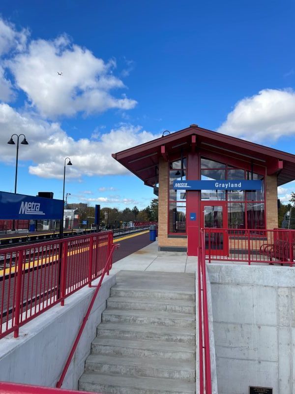 3707 N Kenneth Avenue 216