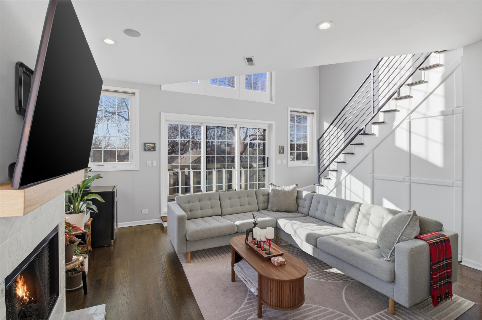 847 N Hermitage Avenue C