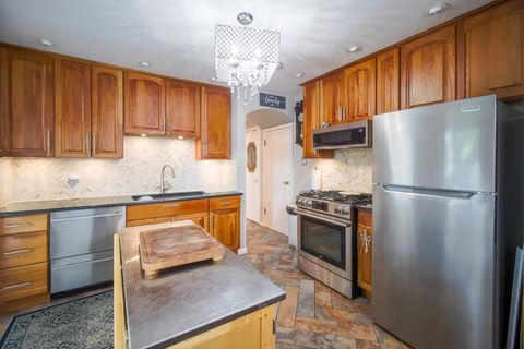 Tiny photo for 2701 97th Street, Evergreen Park, IL 60805 (MLS # 12484595)