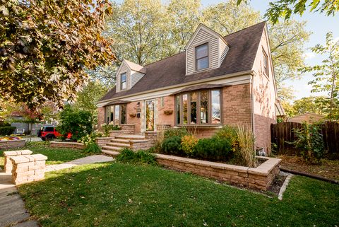 Tiny photo for 2701 97th Street, Evergreen Park, IL 60805 (MLS # 12484595)